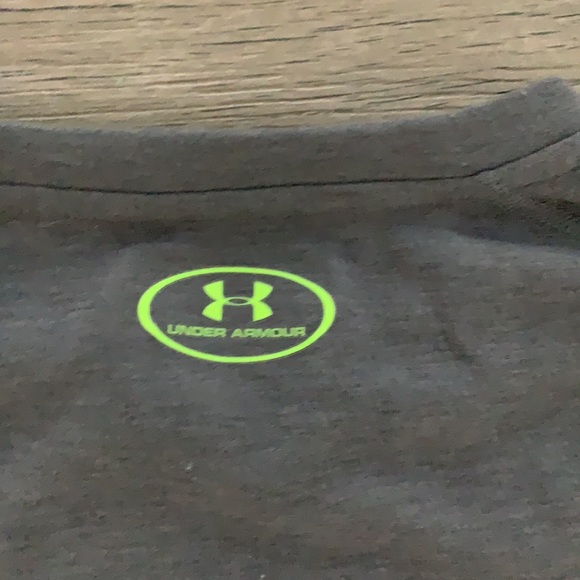 Under Armour gray Long sleeve - Picture 5 of 6